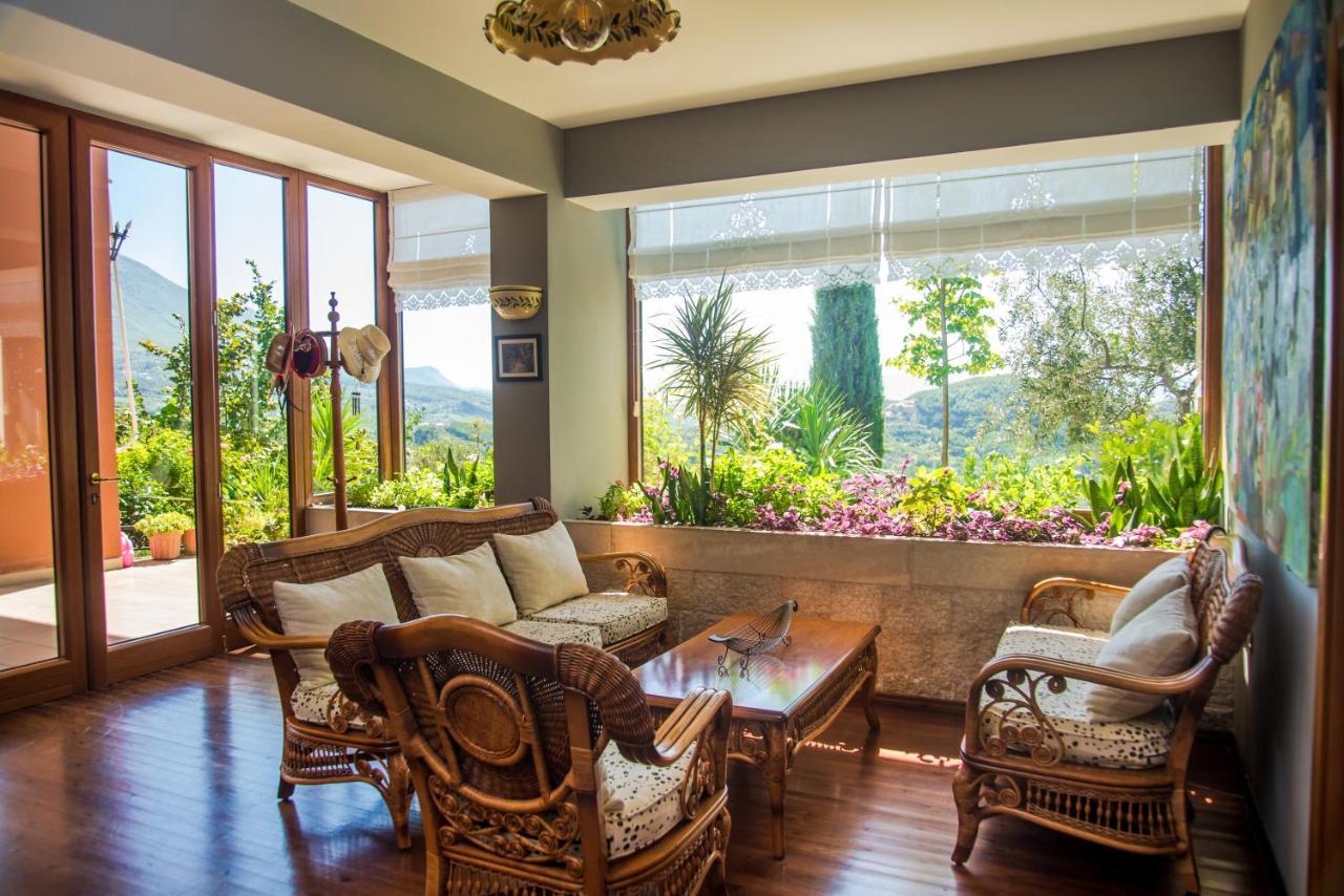 #Ioniahouse Surrel Villa Тирана Экстерьер фото