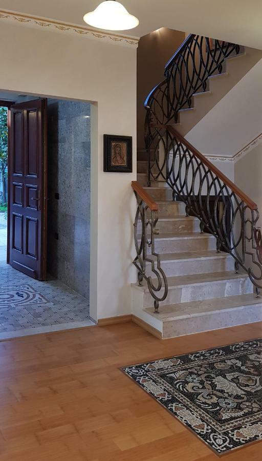 #Ioniahouse Surrel Villa Тирана Экстерьер фото